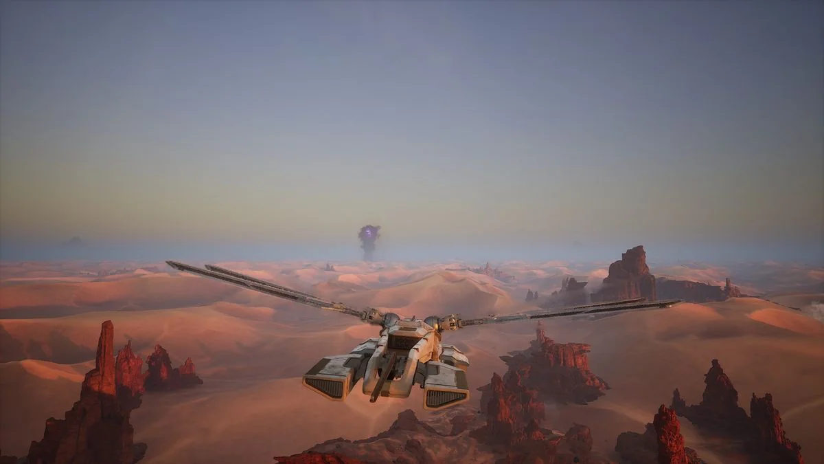 dune-awakening-ein-abenteuer-in-der-wuste_img_5 | etalongame.de Ein Ornithopter über einer Wüste