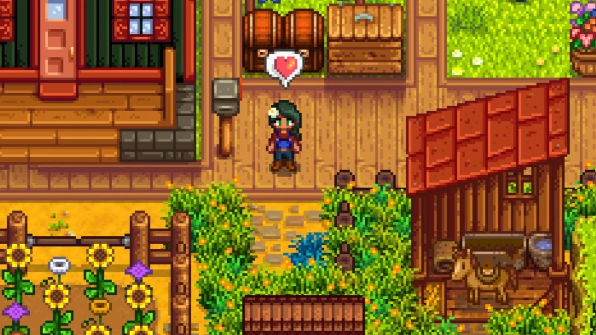 stardew-valley-so-aktiviert-man-cheats-ohne-mods_img_3 | etalongame.de Stardew Valley Bauer verwendet das Herz-Emoji, steht vor ihrem Haus und ist umgeben von einem Pferd, mehreren Truhen und Wildblumen.