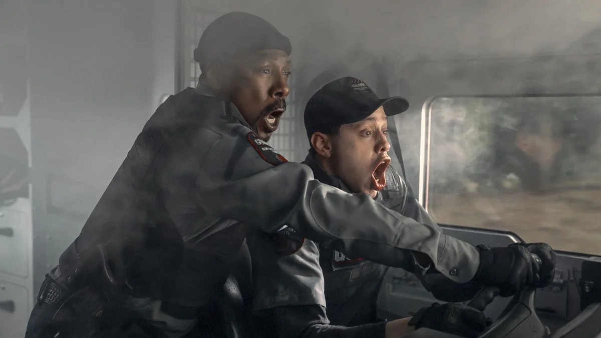 die-besten-neuen-serien-und-filme-eine-wochentliche-ubersicht_img_2 | etalongame.de Eddie Murphy als Russell und Pete Davidson als Travis in The Pickup.